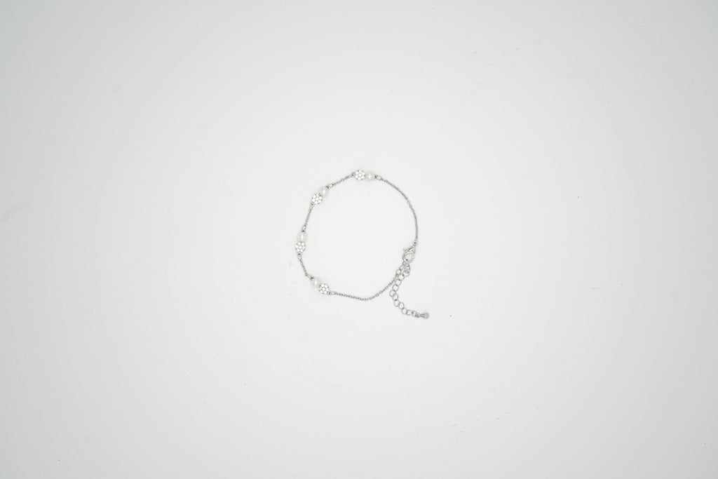 Pearl Blossom Bracelet